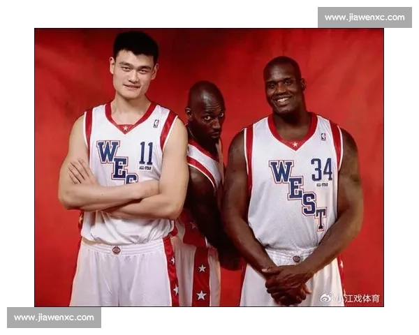 奥尼尔罕见显娇小！五人合影中竟有中国巨人姚明